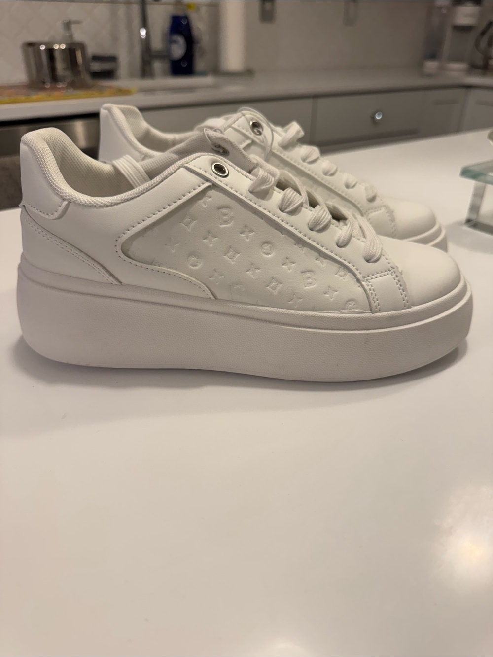 Streetwear Society White Platform Sneakers for Women